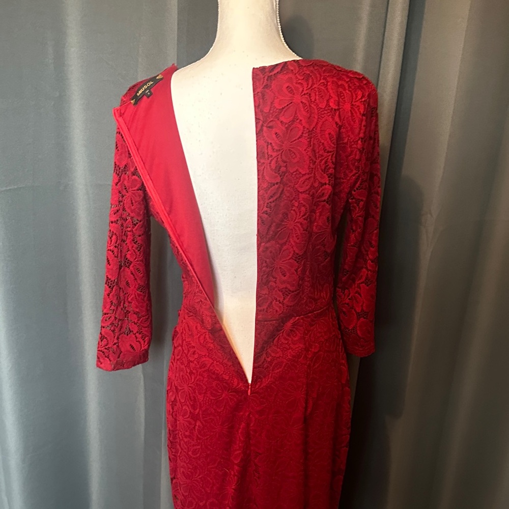 Cranberry Red Stretchy Lace Midi Dress - Picture 7 of 10